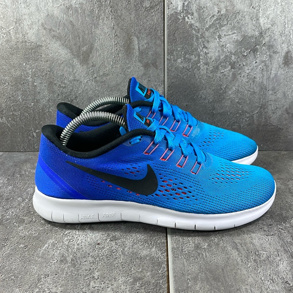 Nike Free RN Blue Shoes Women’s 5.5 Nlue